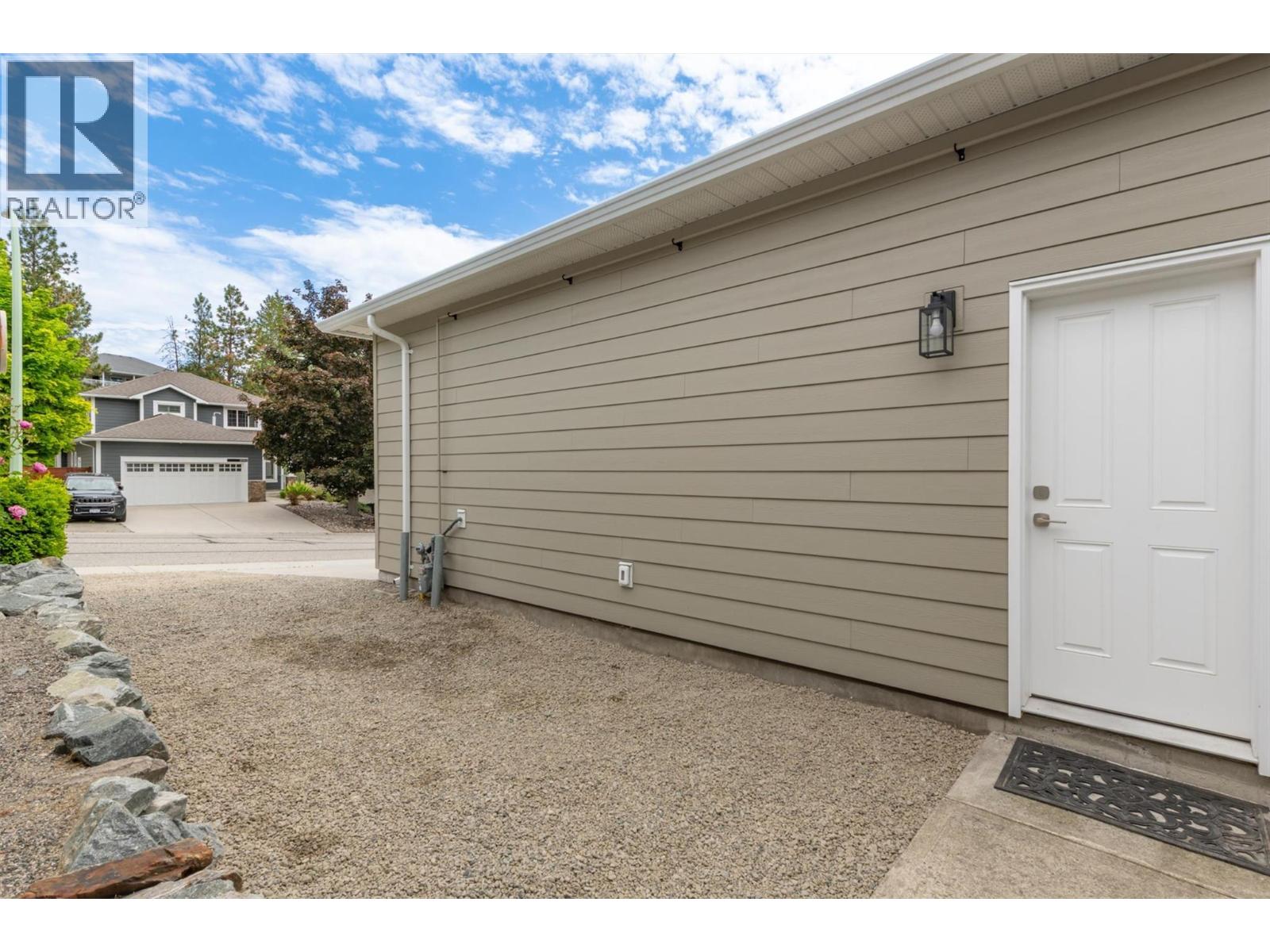 2083 Rosefield Drive - 48