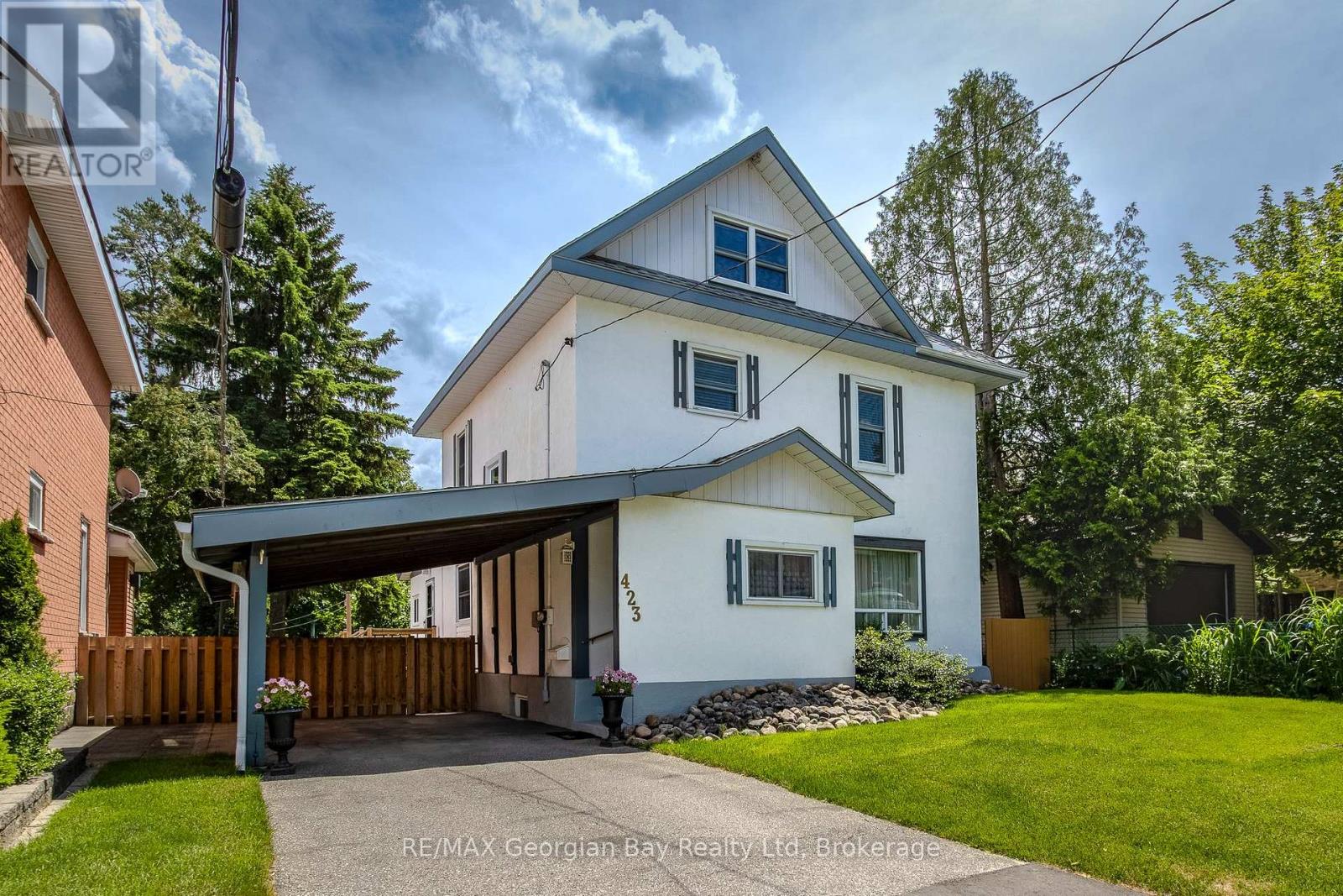 423 ELLEN STREET - 1