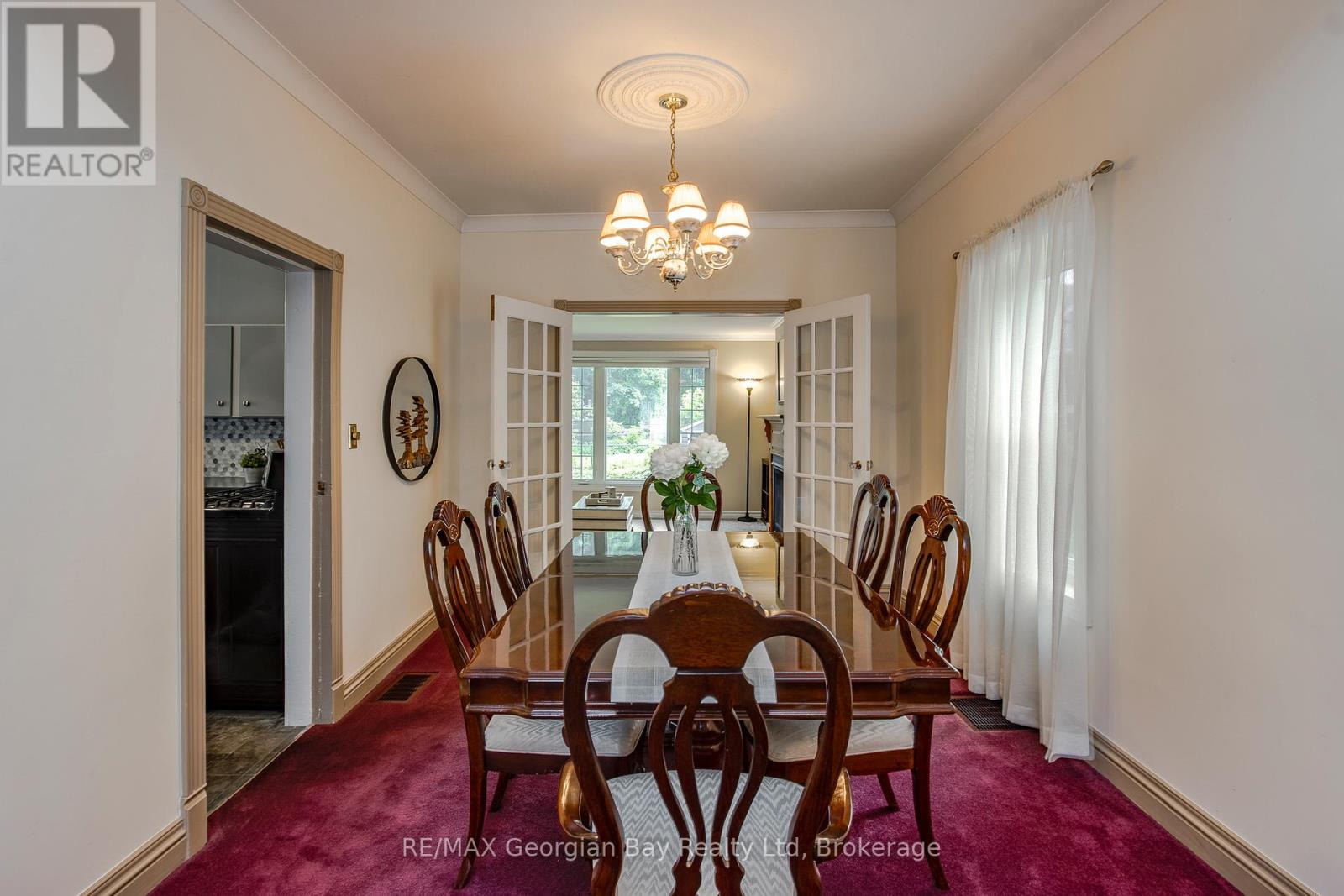423 ELLEN STREET - 9