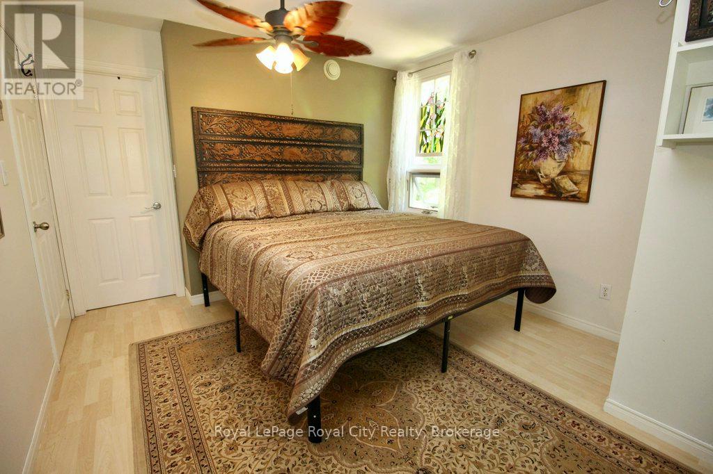 11 SHORELINE DRIVE - 21