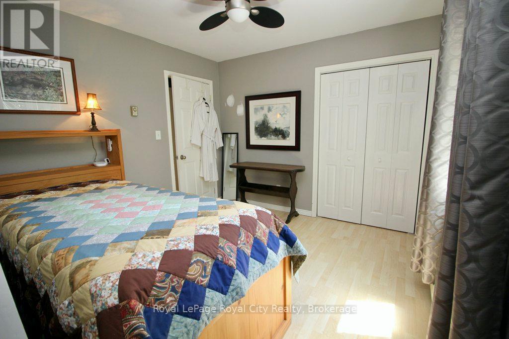 11 SHORELINE DRIVE - 29