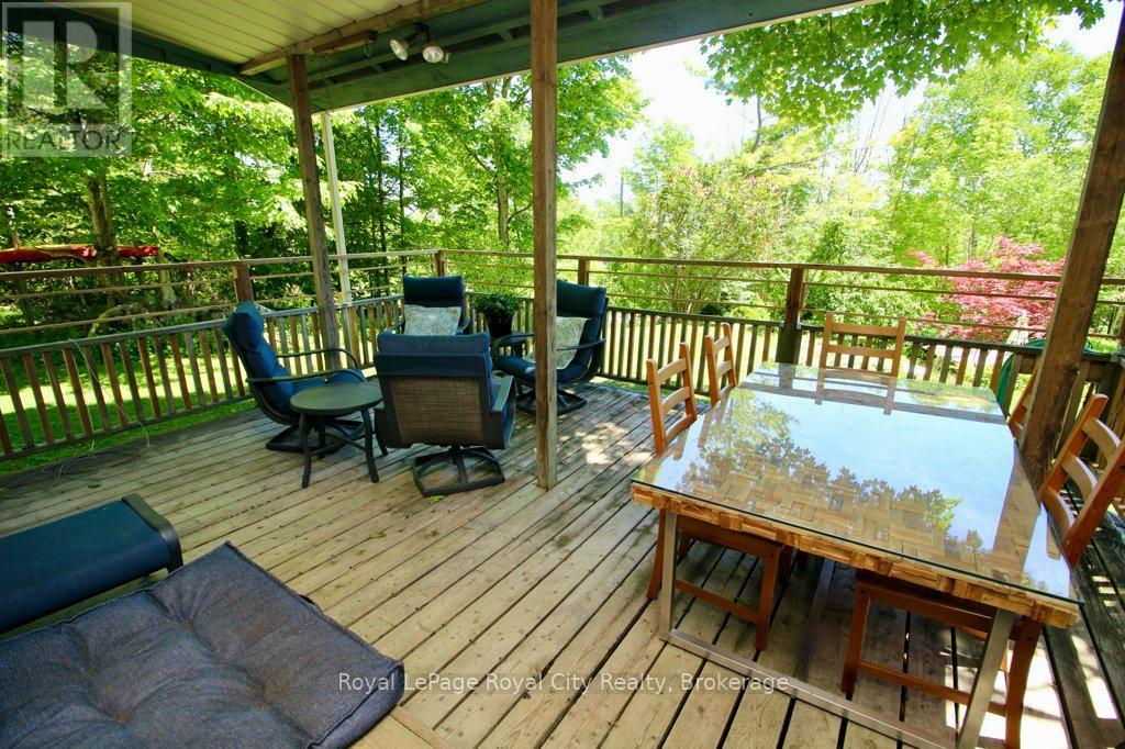 11 SHORELINE DRIVE - 38