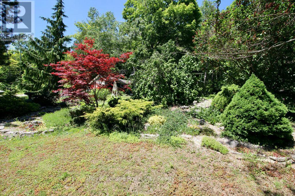 11 SHORELINE DRIVE - 41
