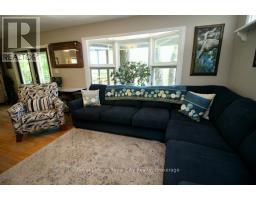 11 Shoreline Drive, Northern Bruce Peninsula, ON N0H1Z0 Photo 12