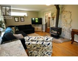 11 Shoreline Drive, Northern Bruce Peninsula, ON N0H1Z0 Photo 13
