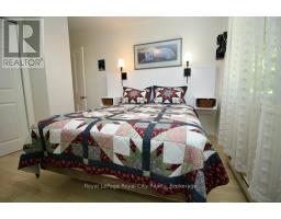 11 Shoreline Drive, Northern Bruce Peninsula, ON N0H1Z0 Photo 26