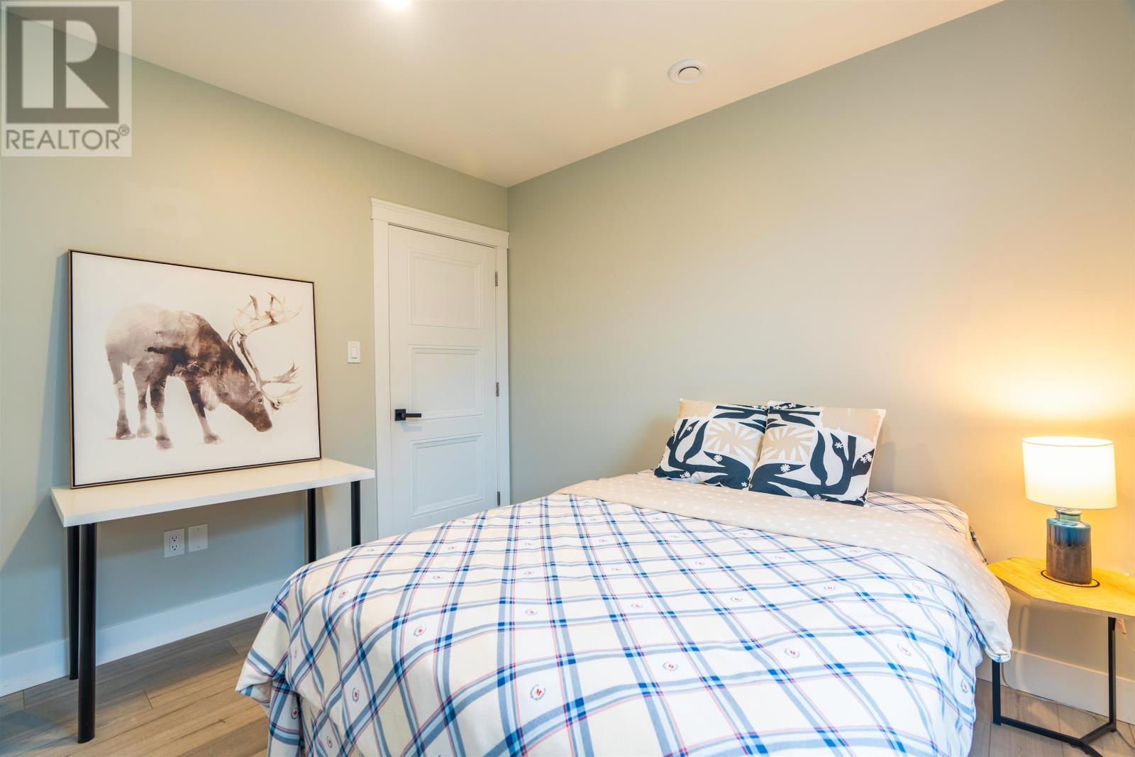 35 AIDAN Street - 22