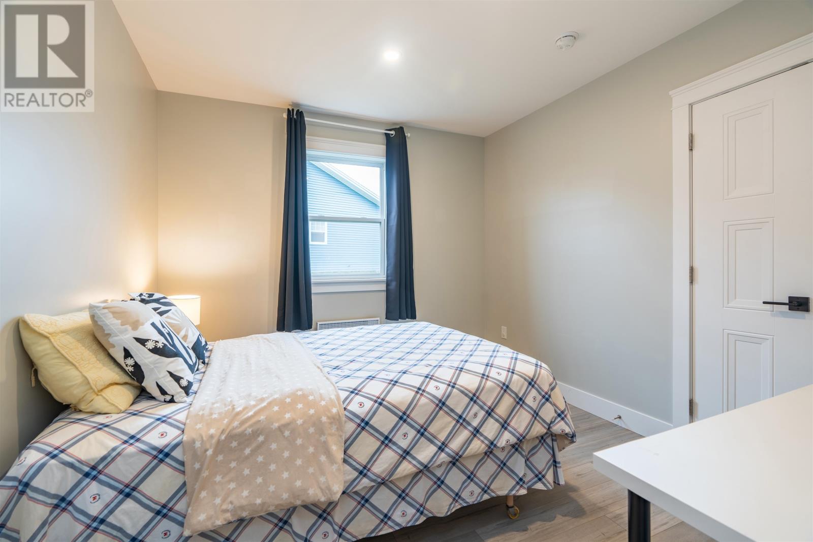 35 AIDAN Street - 20