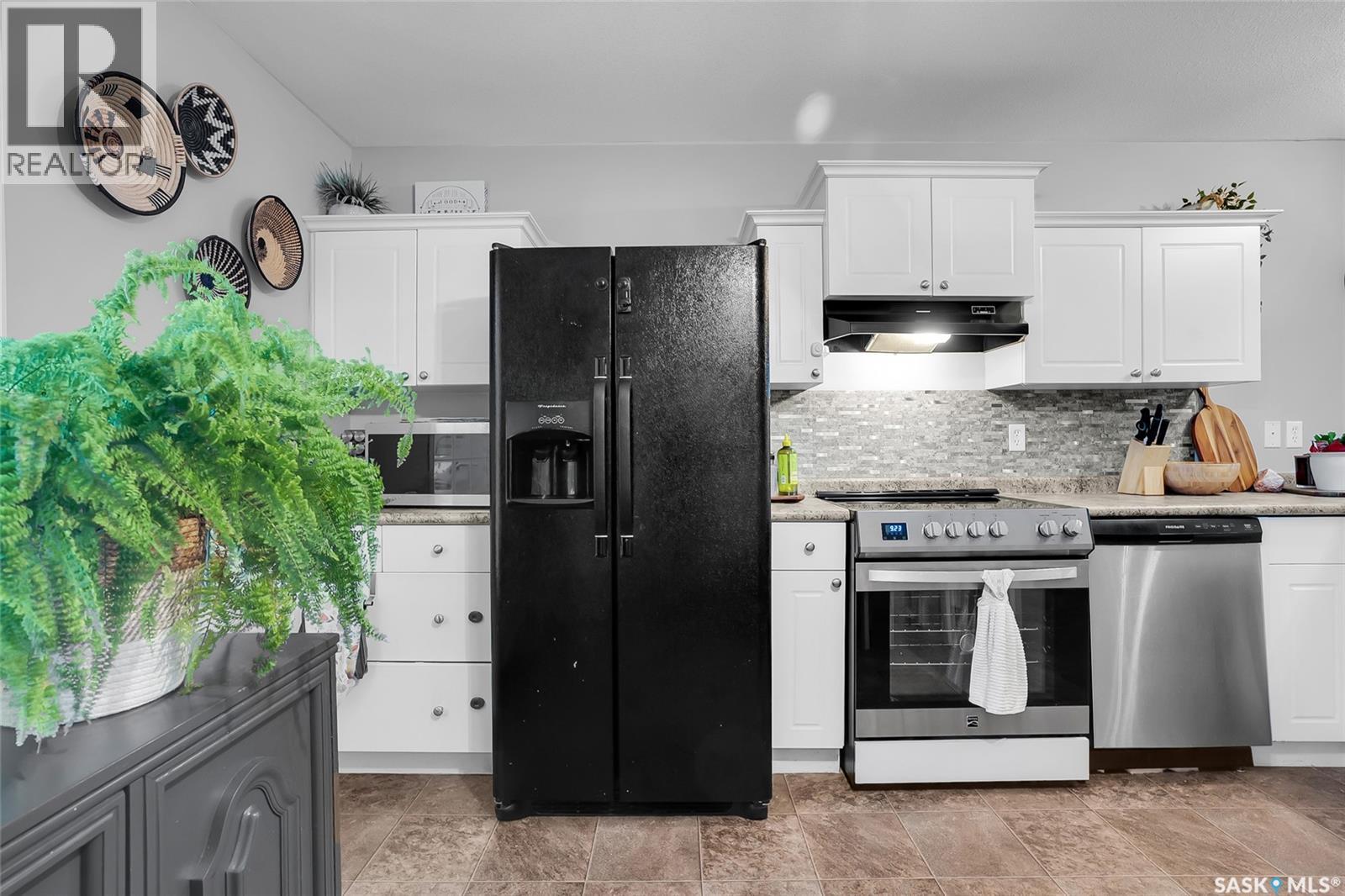 12 135 Keedwell STREET — photo 11