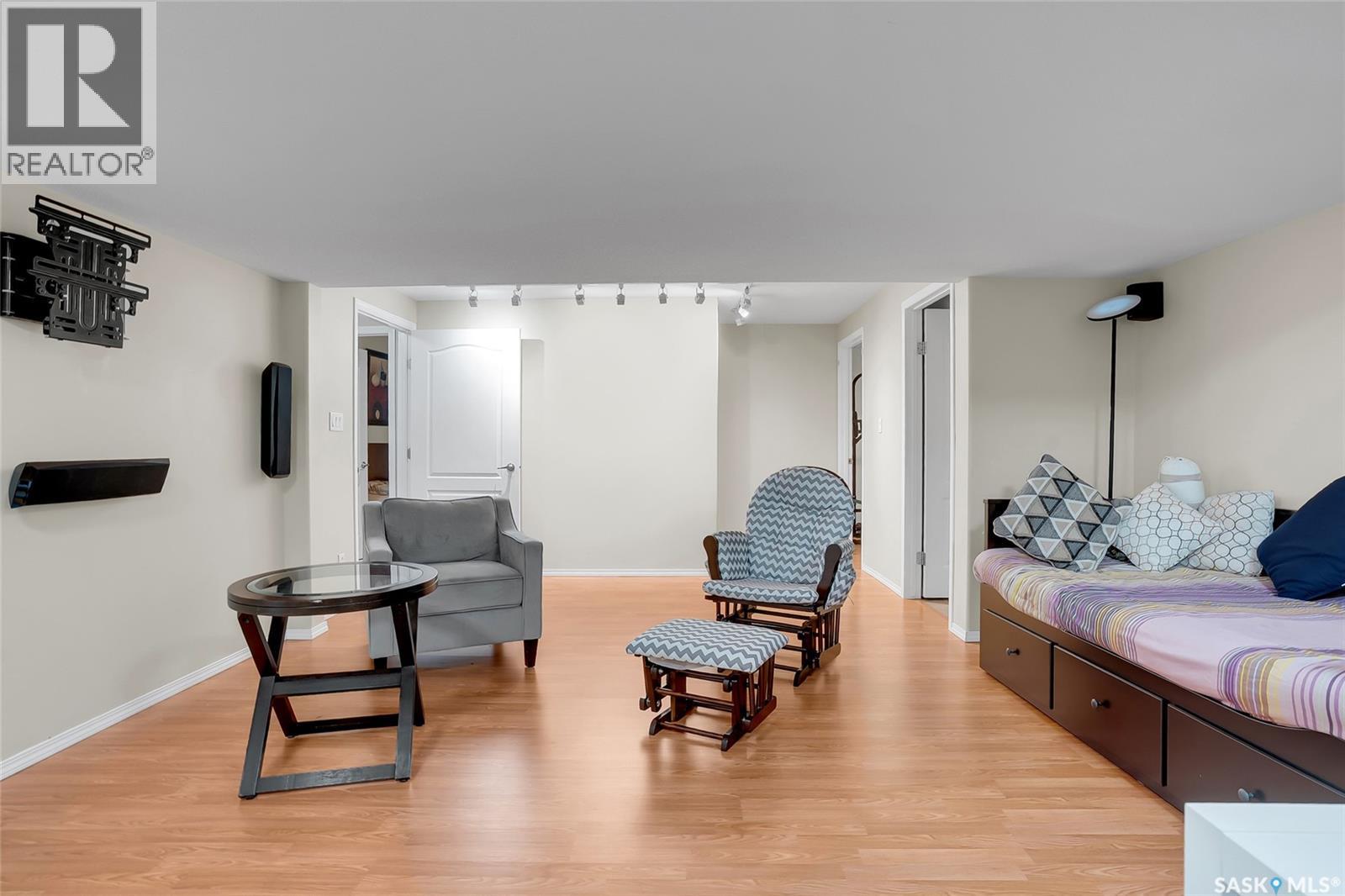 12 135 Keedwell STREET — photo 21
