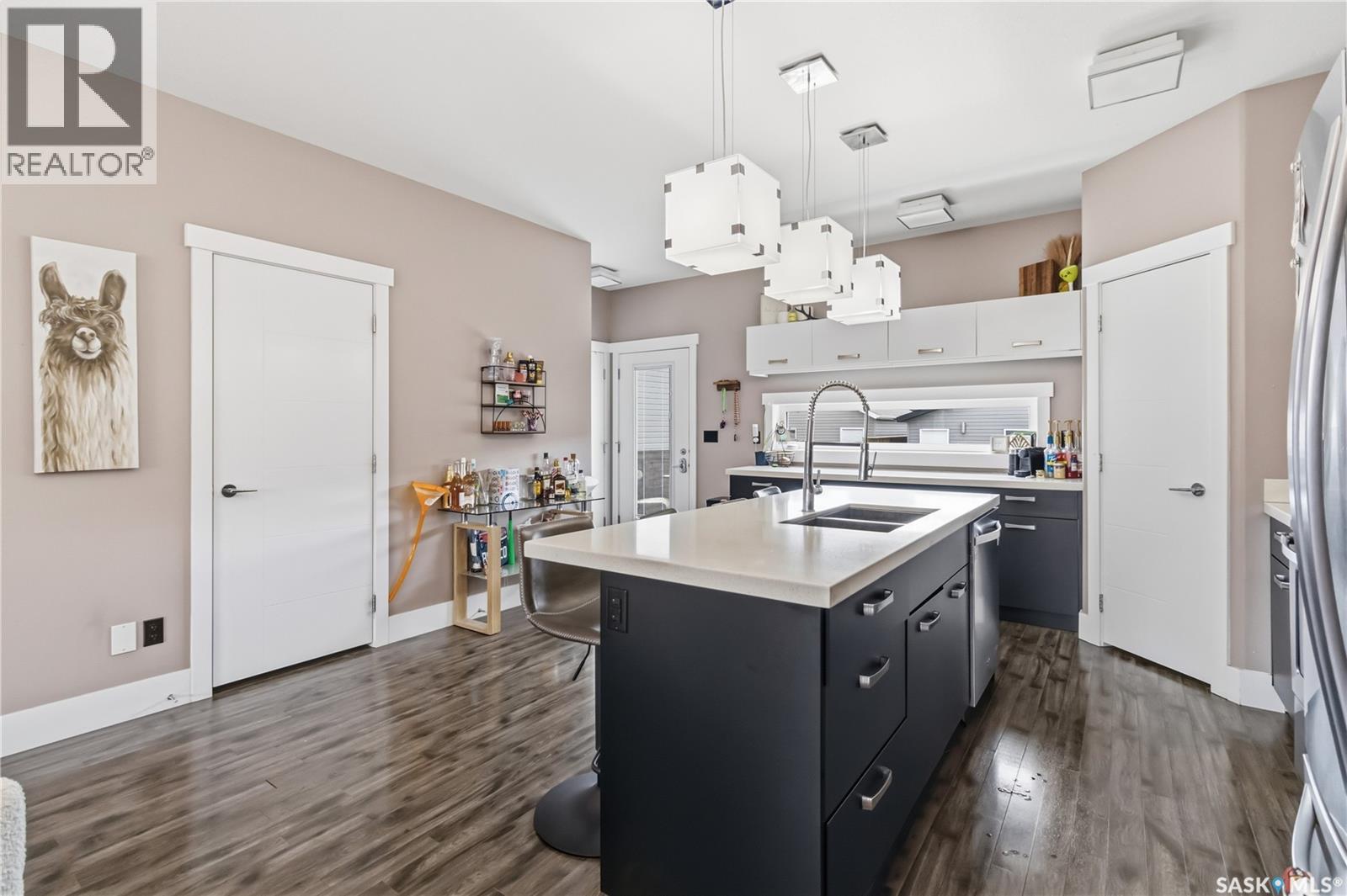 527 Kloppenburg CRESCENT — photo 9