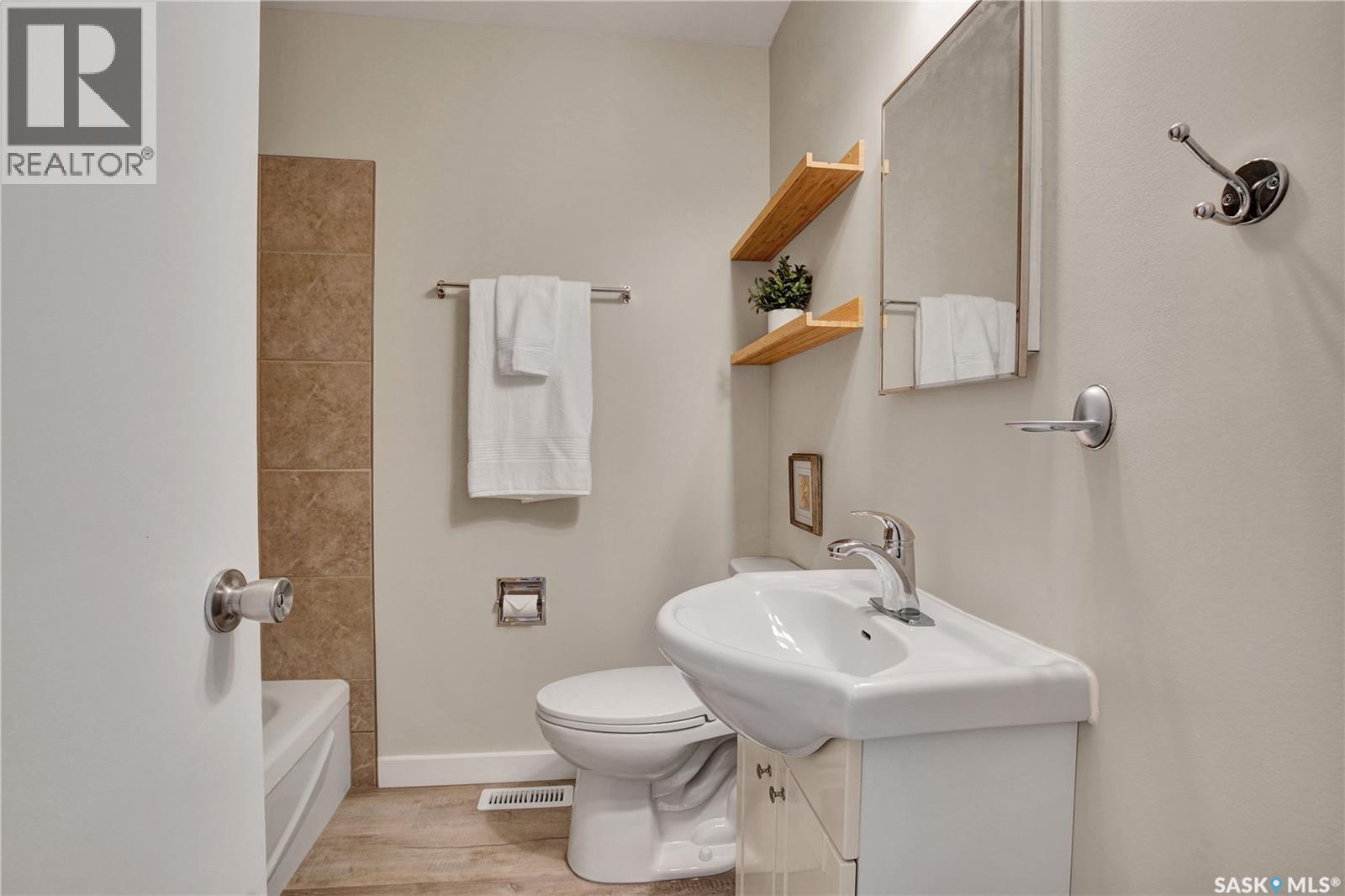 #2908-2910 Preston AVENUE S - 10