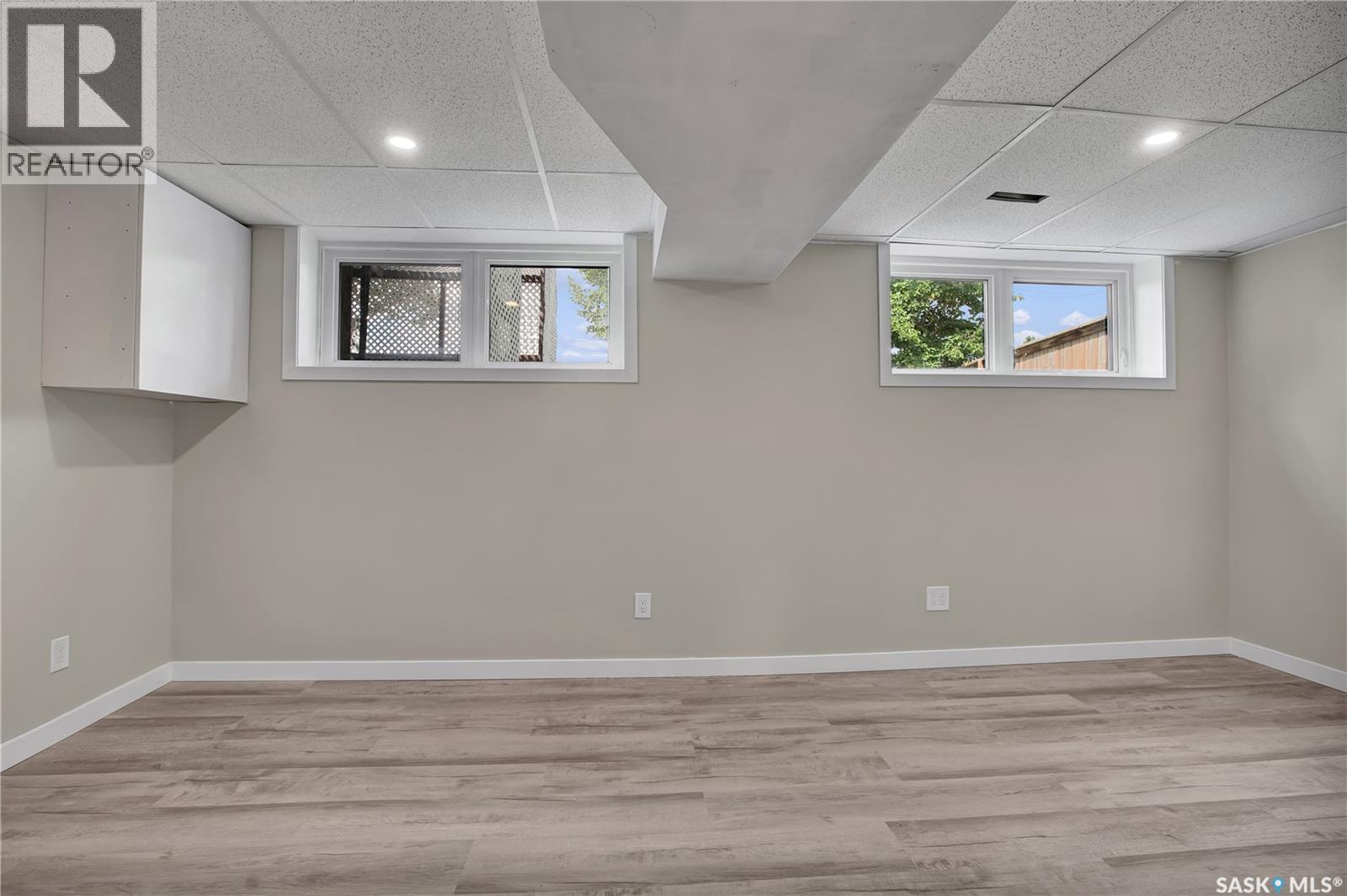 #2908-2910 Preston AVENUE S - 20