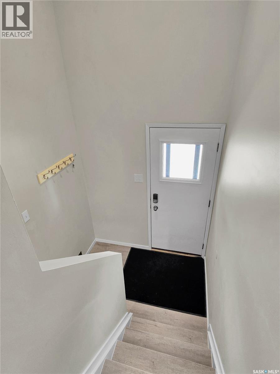 #2908-2910 Preston AVENUE S - 3