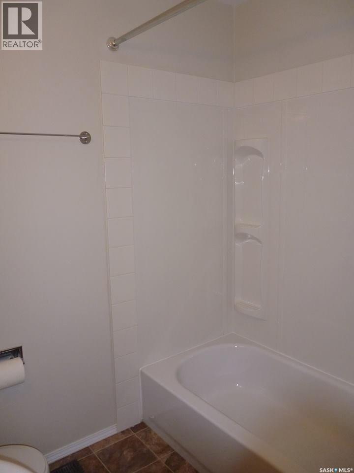 #2908-2910 Preston AVENUE S - 33