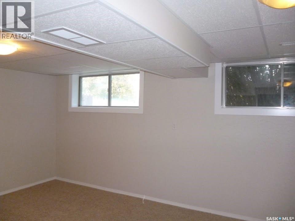 #2908-2910 Preston AVENUE S - 37