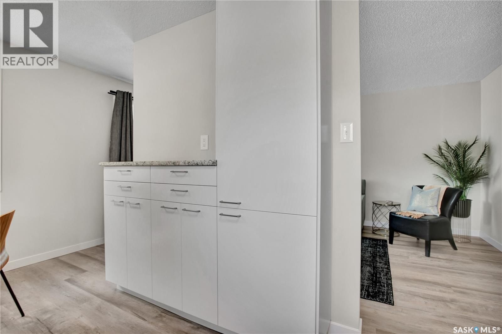 #2908-2910 Preston AVENUE S - 9