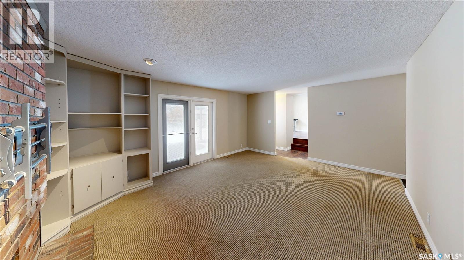 50 Lowry PLACE - 19
