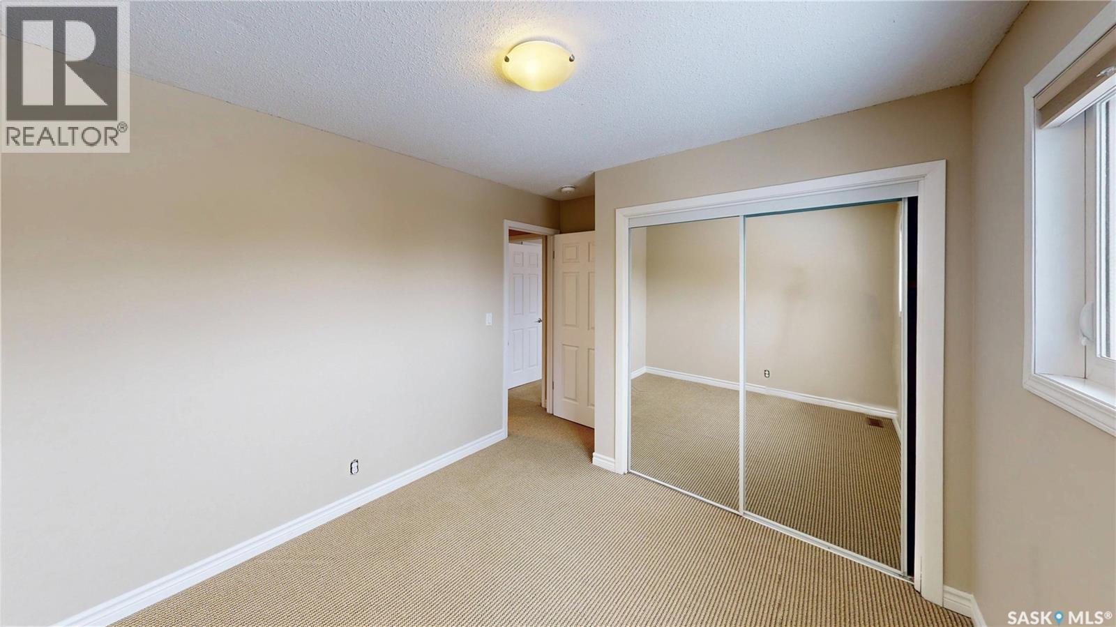 50 Lowry PLACE - 31
