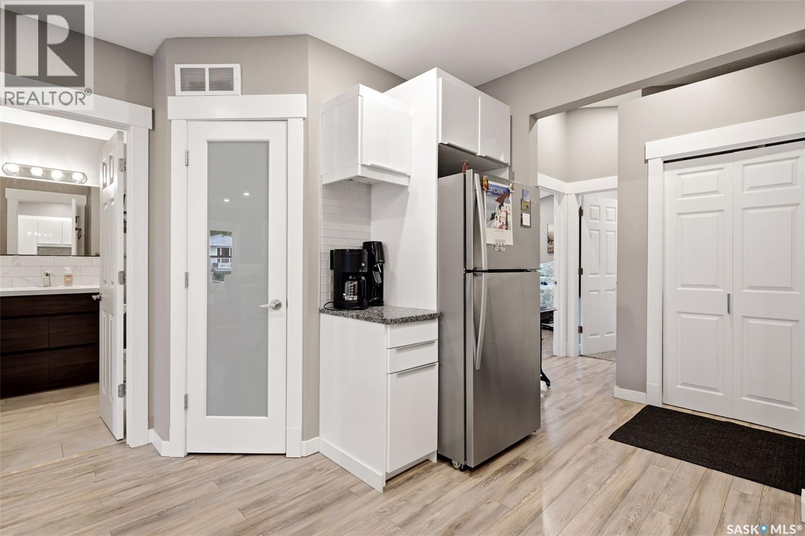 2467 Atkinson STREET — photo 10