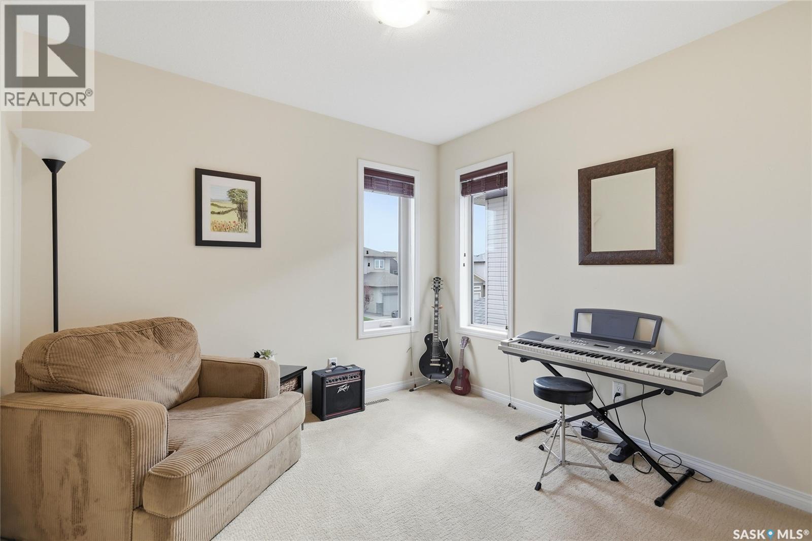 4748 Padwick AVENUE — photo 28