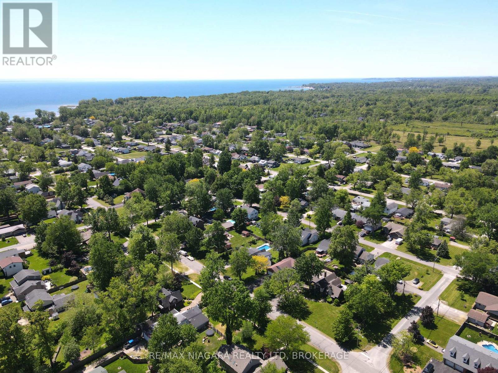 629 DAYTONA DRIVE - 32