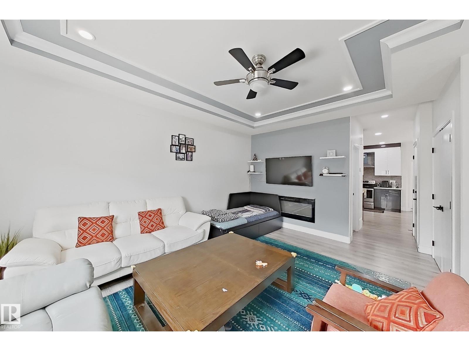 1719 26A ST NW - 9