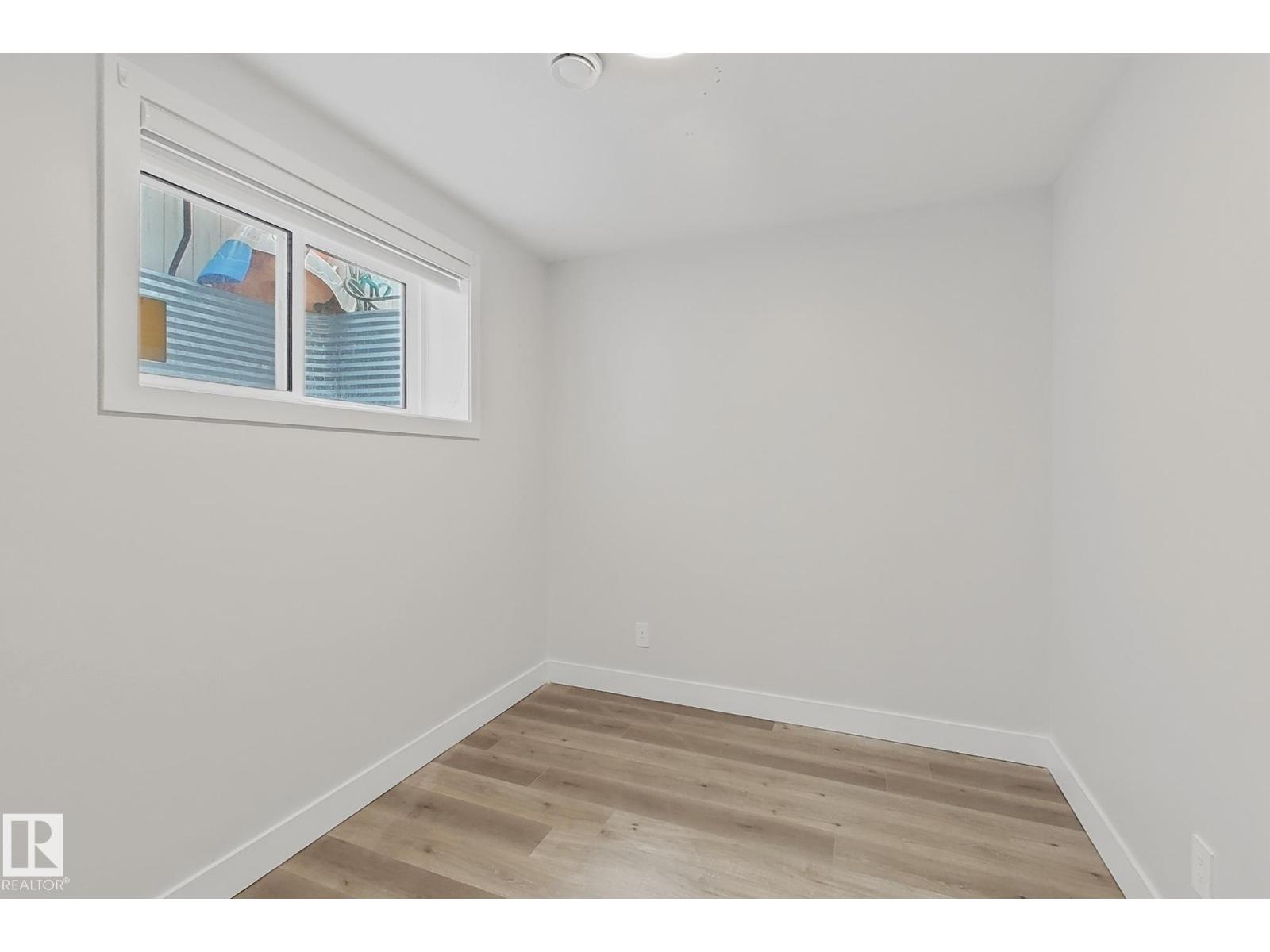 1719 26A ST NW - 42