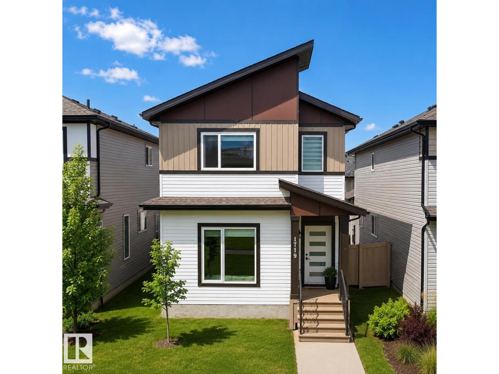 1719 26A ST NW - 50