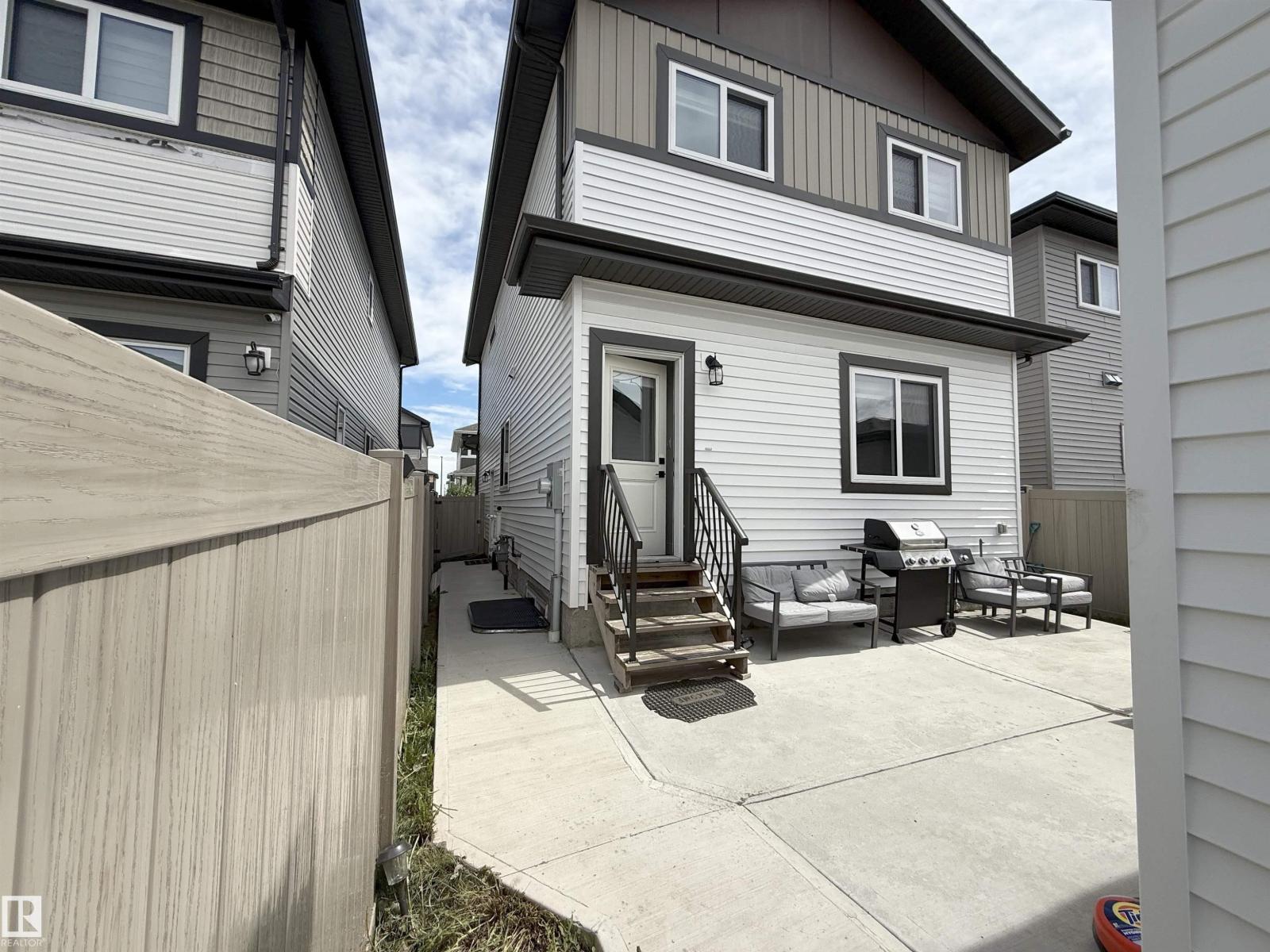1719 26A ST NW - 31