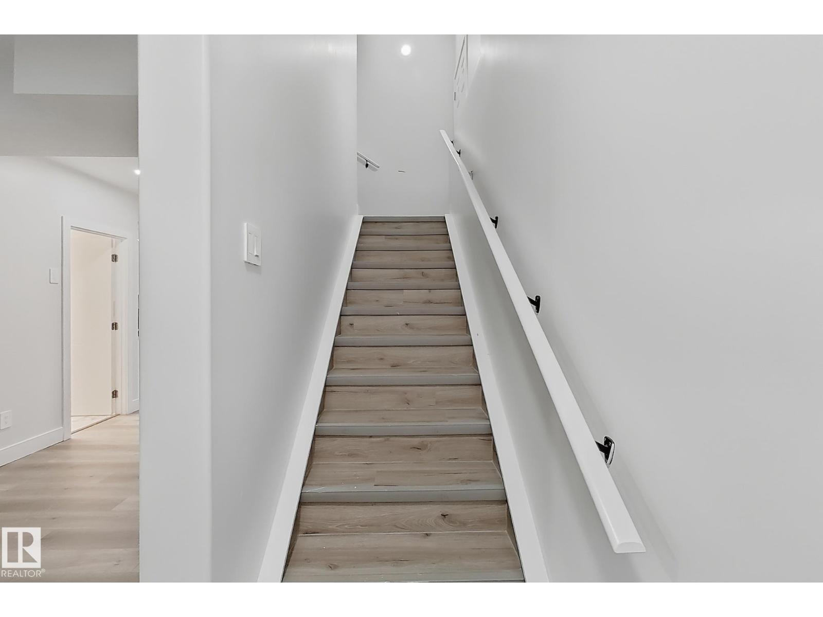 1719 26A ST NW - 35
