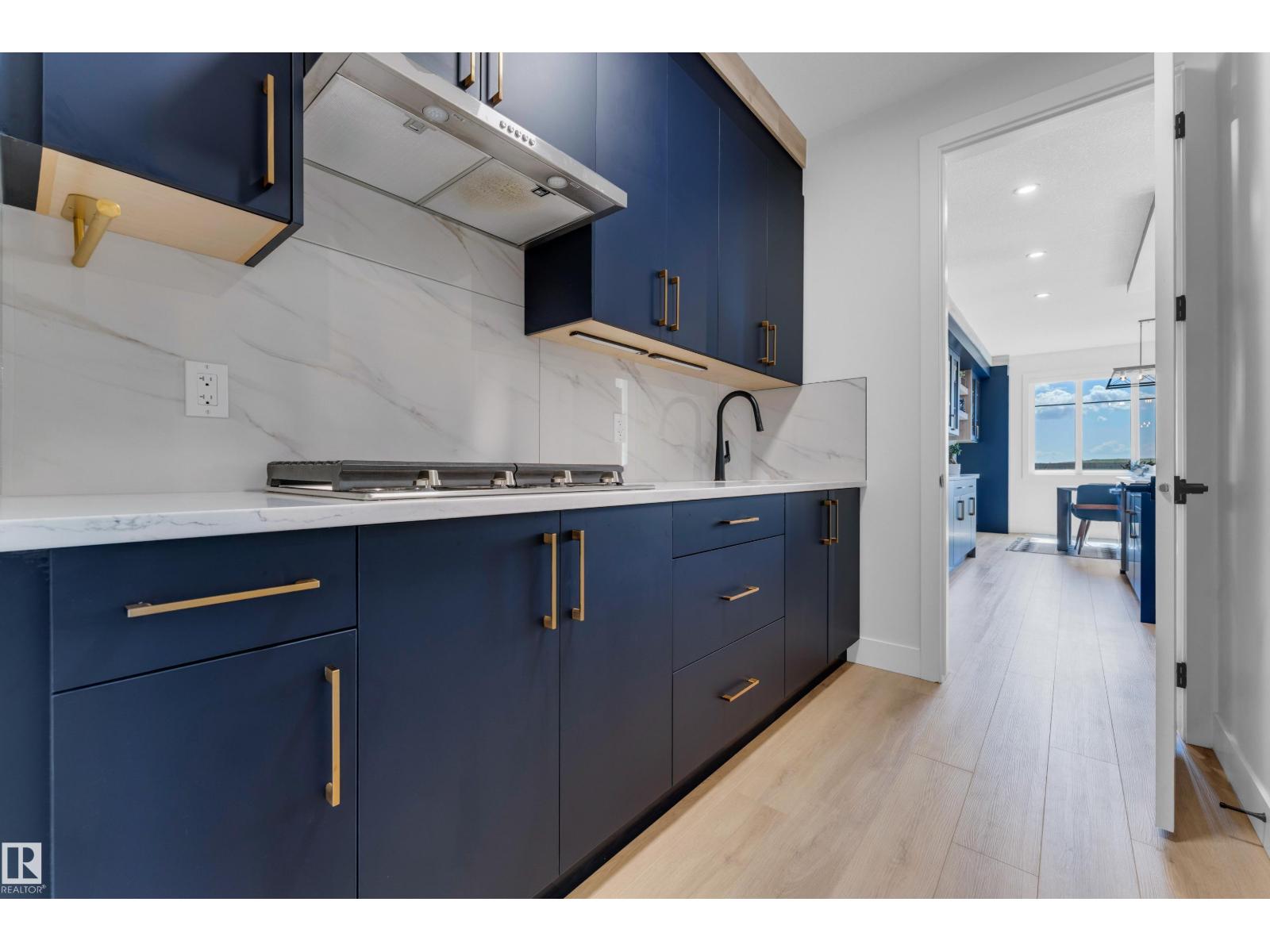 22803 80 AV NW - 11