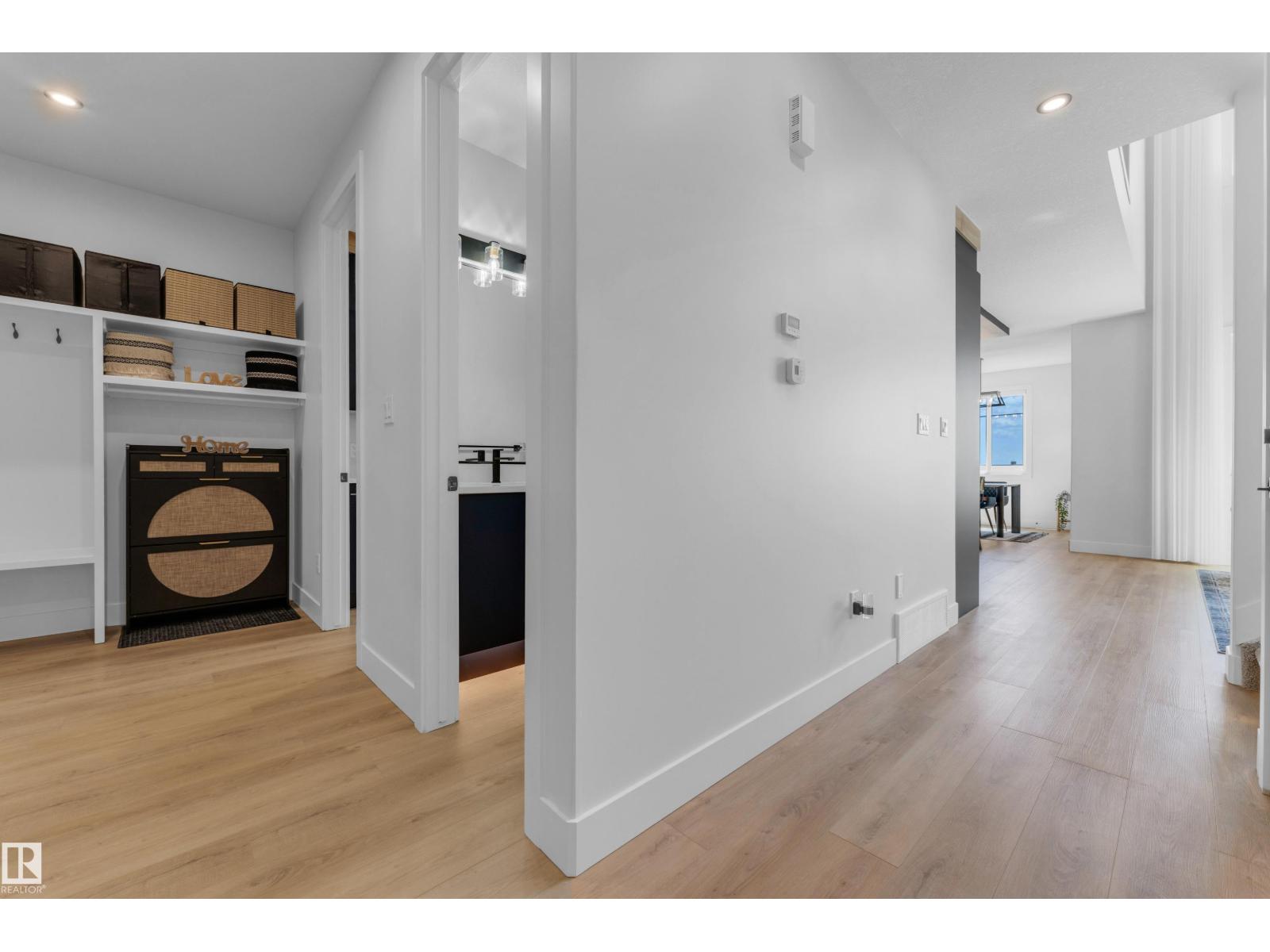 22803 80 AV NW - 7