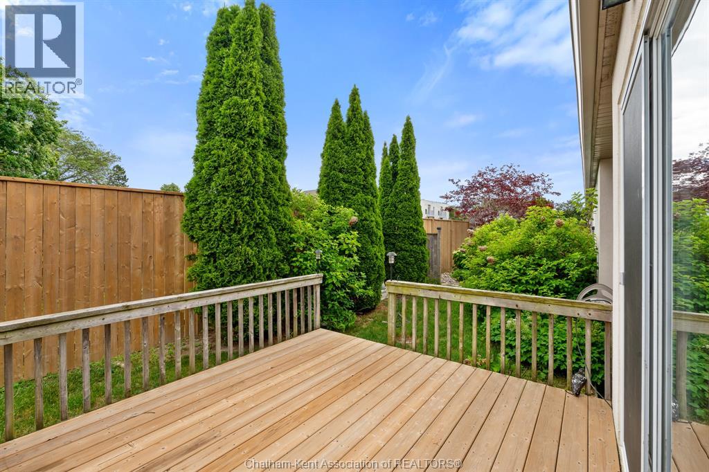 15 Oakgrove LANE - 34