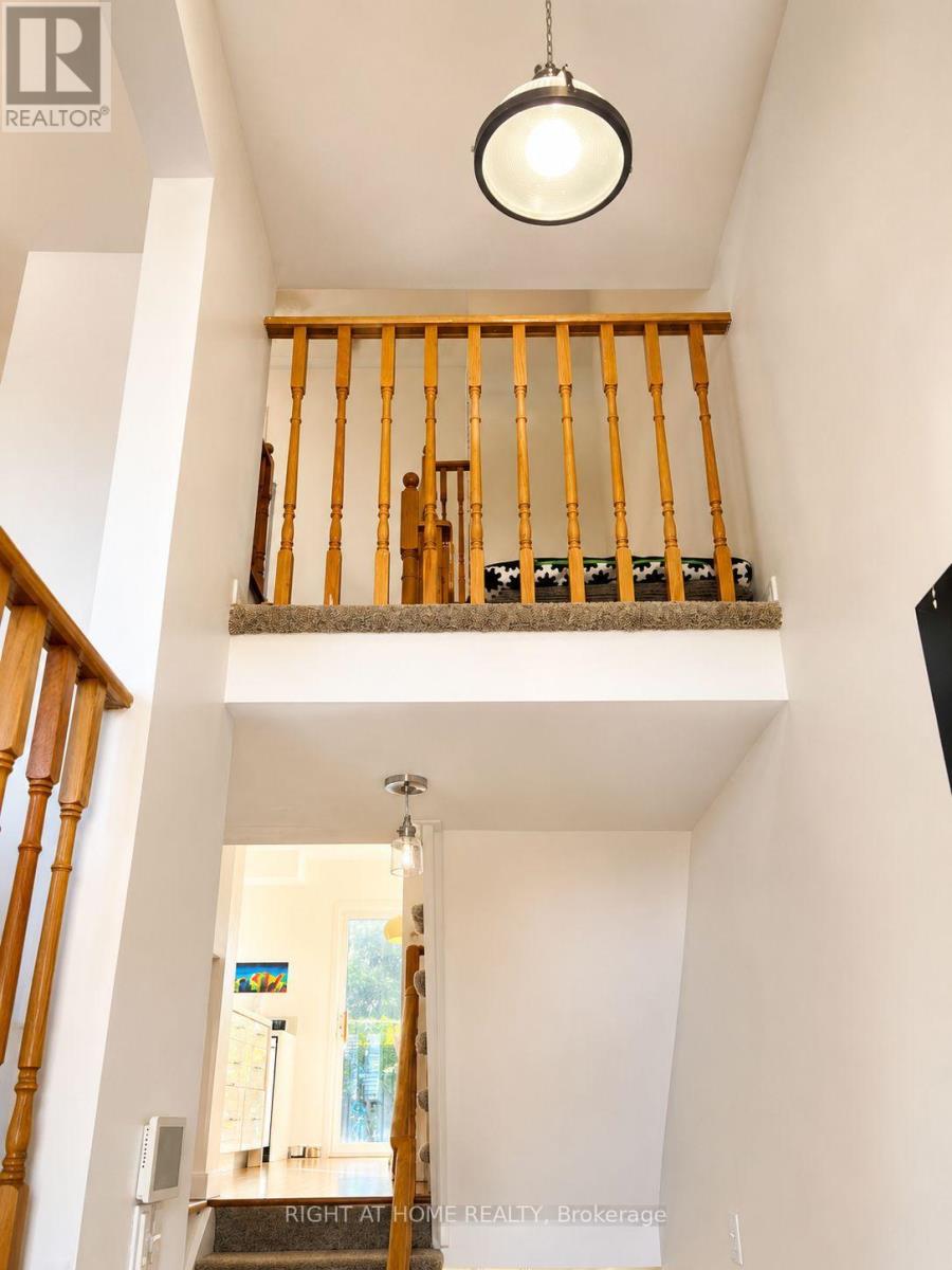 371 FAIRGATE WAY - 3