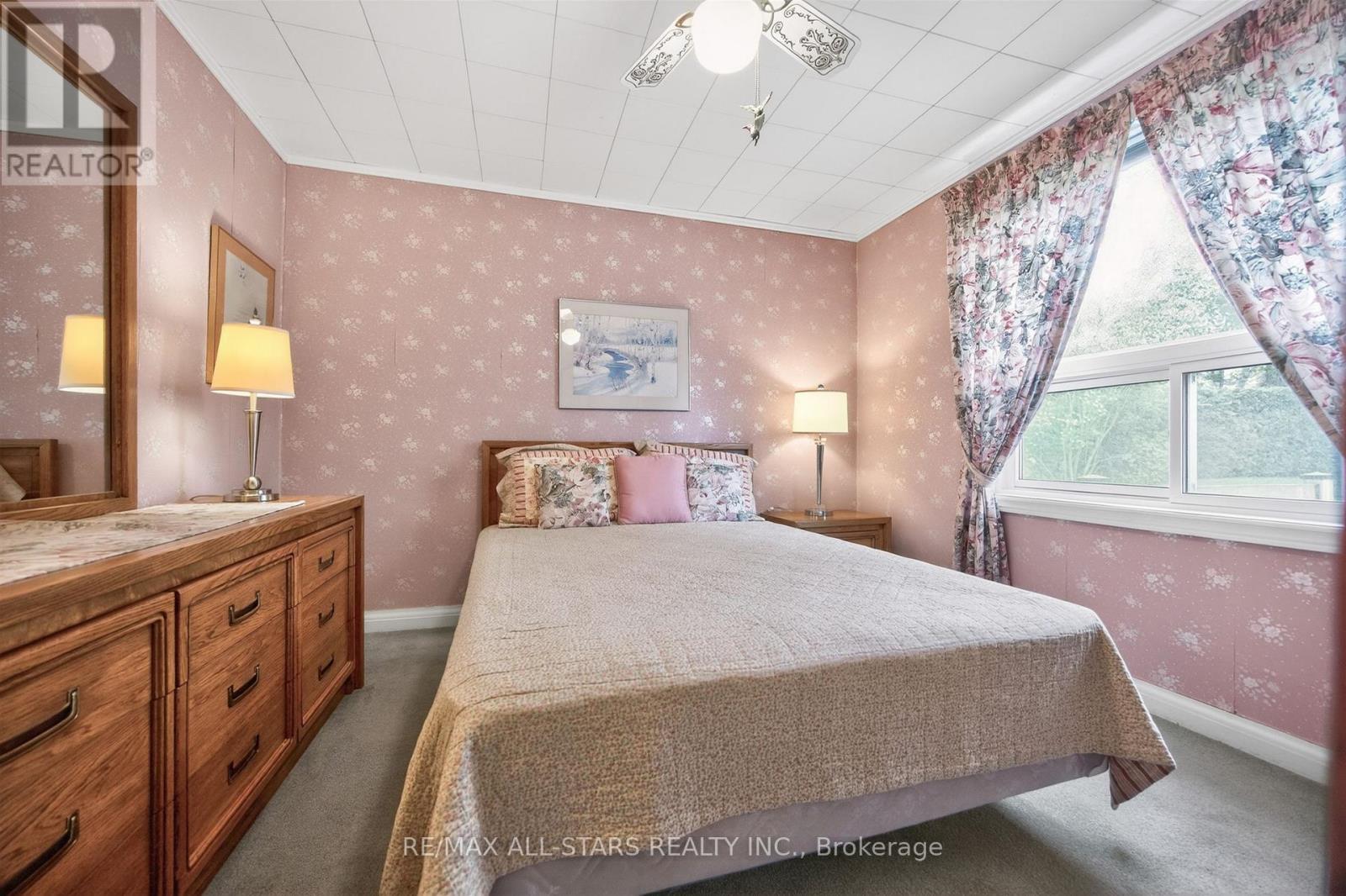 9 MARTINDALE ROAD - 13