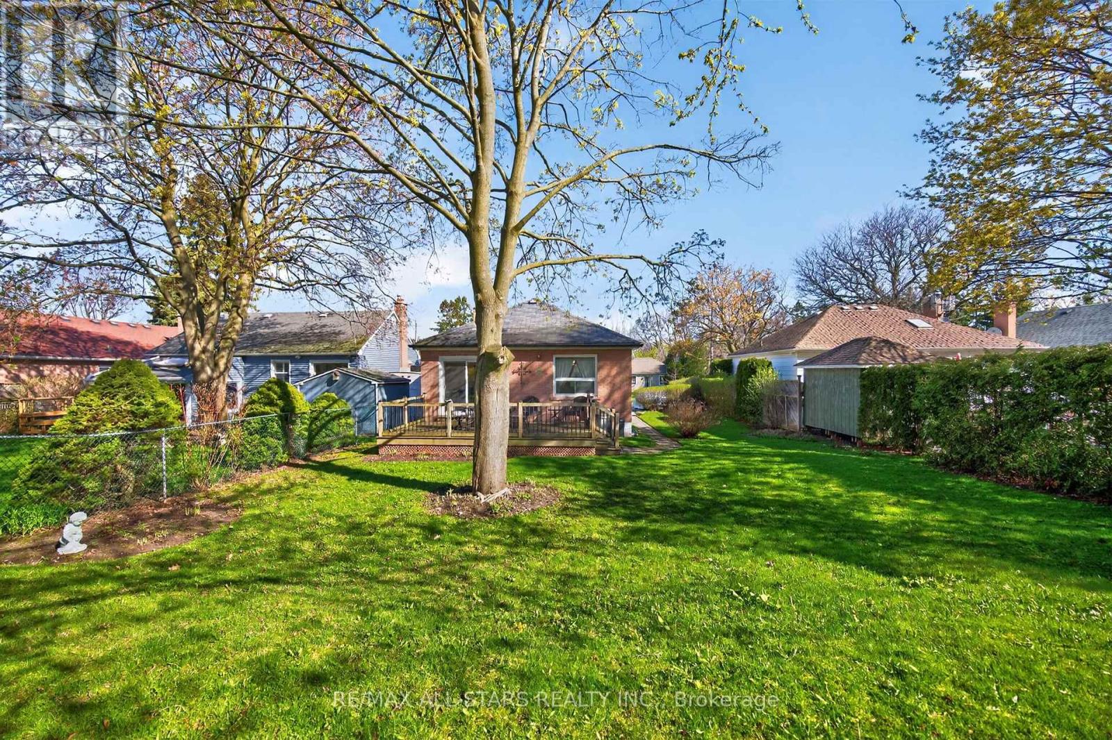 9 MARTINDALE ROAD - 25