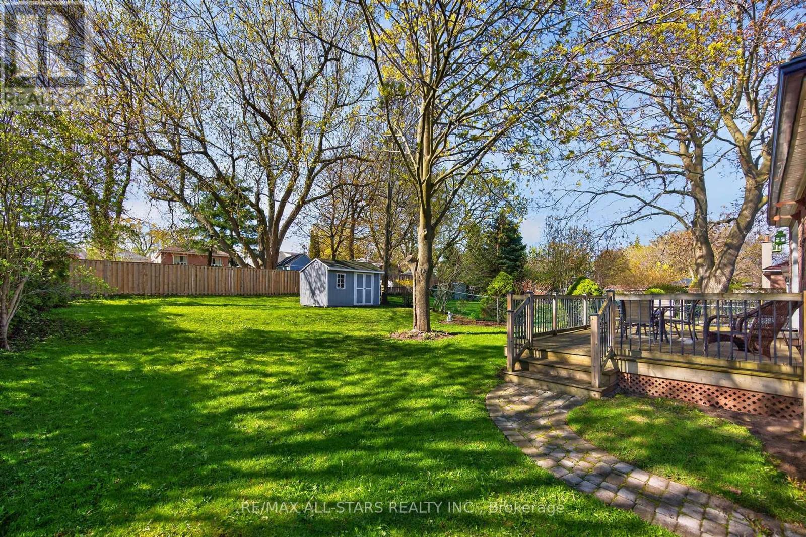 9 MARTINDALE ROAD - 26