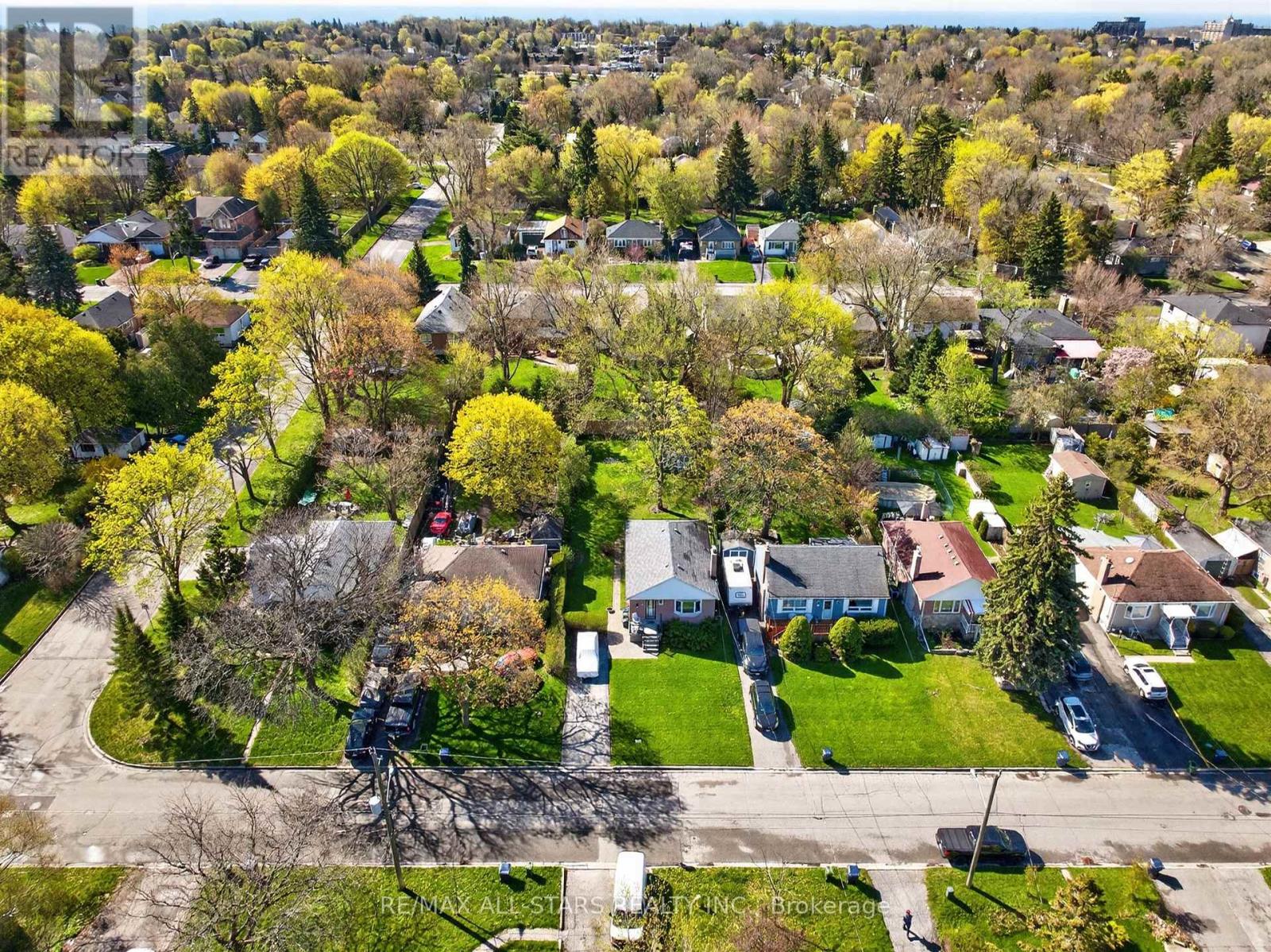 9 MARTINDALE ROAD - 31