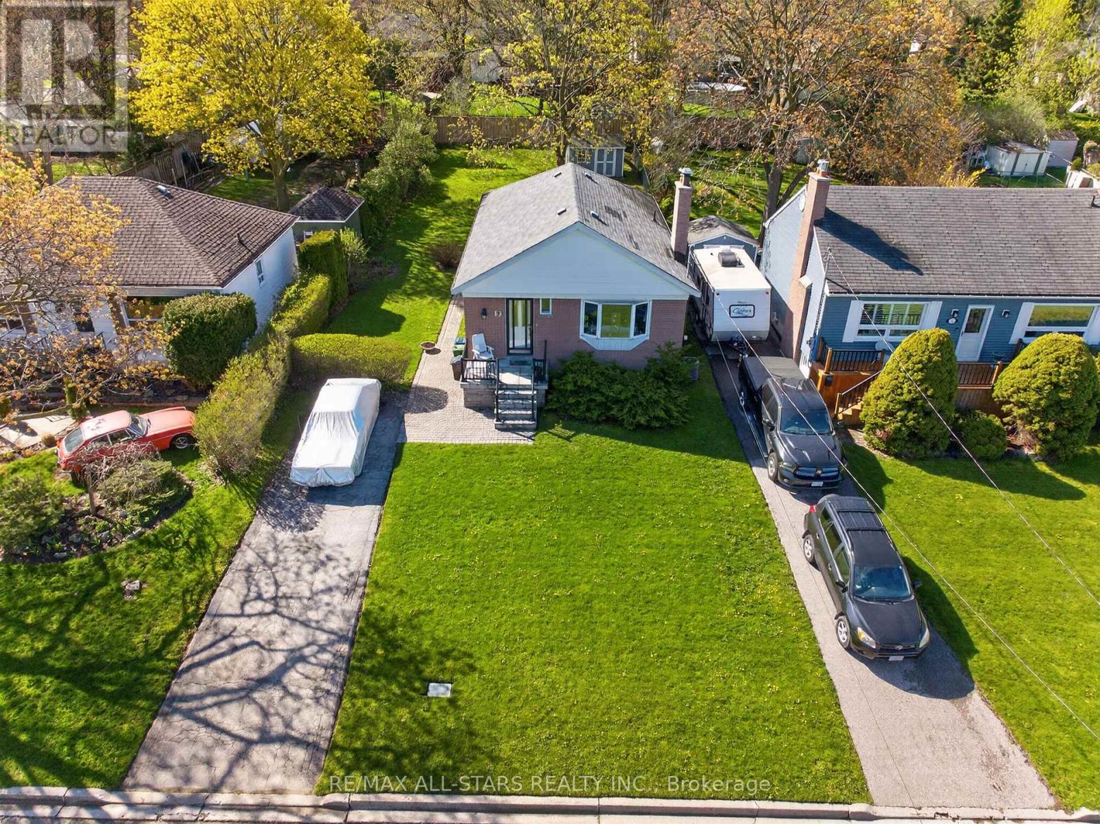 9 MARTINDALE ROAD - 4