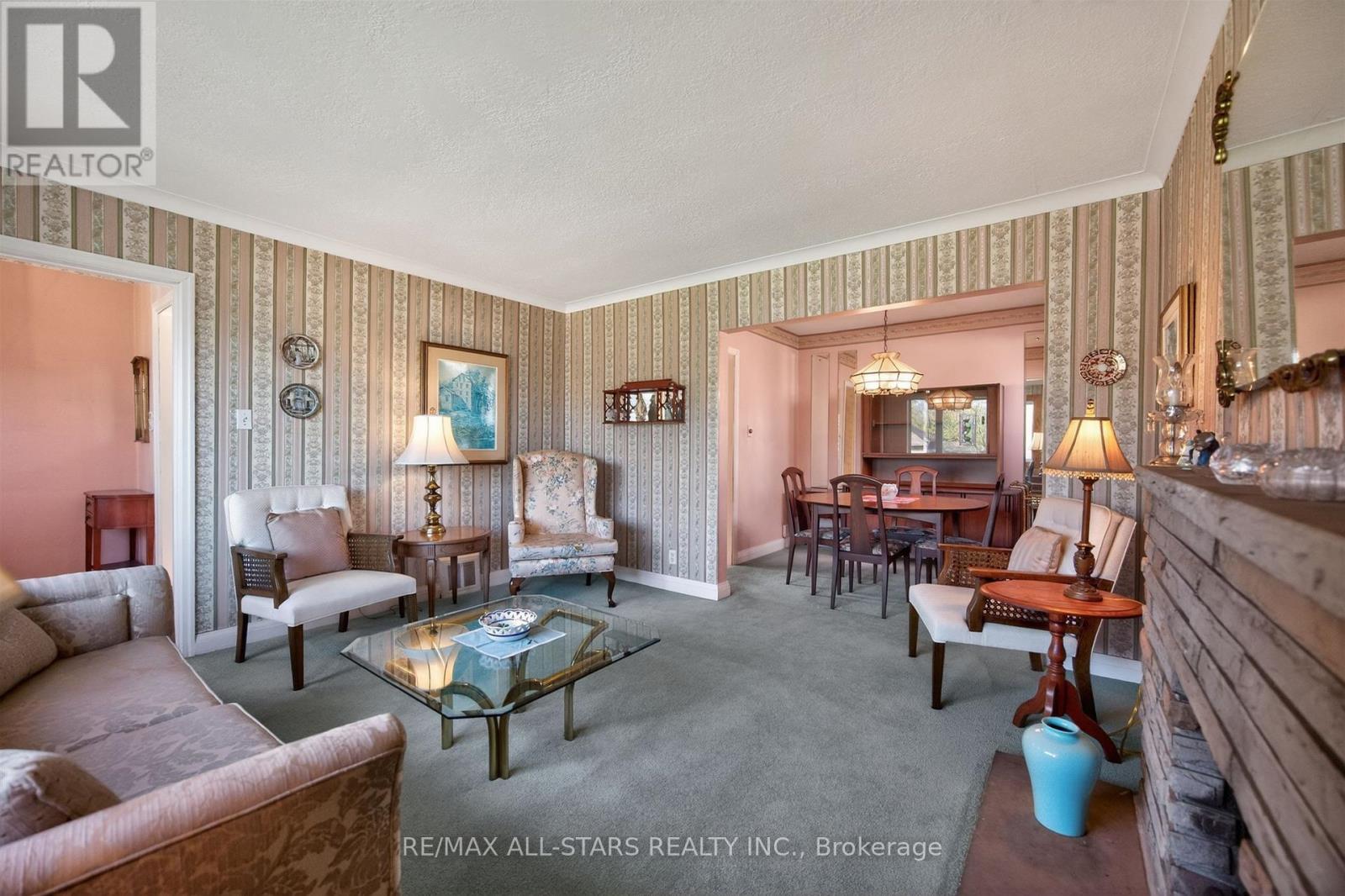 9 MARTINDALE ROAD - 9