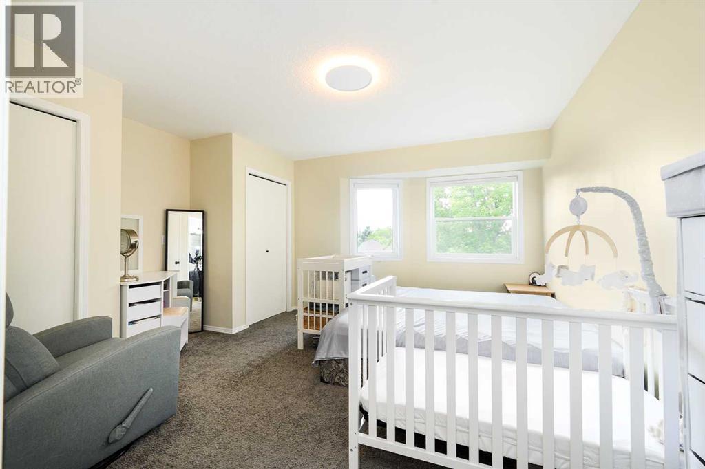 5430 45 Street — photo 16