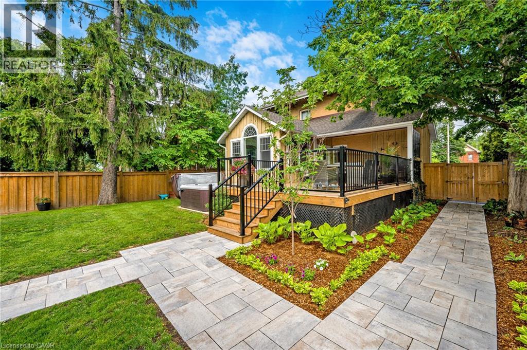 4-bedroom home for sale at 739 COLBORNE Street, Brantford ON · photo 46 of 50