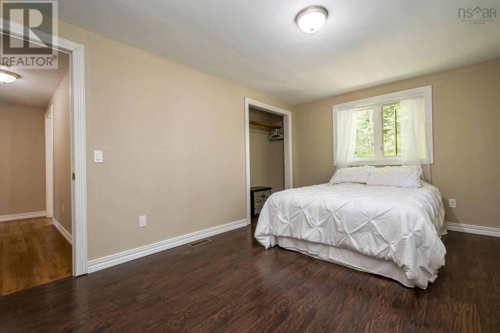1037 Culloden Road - 29