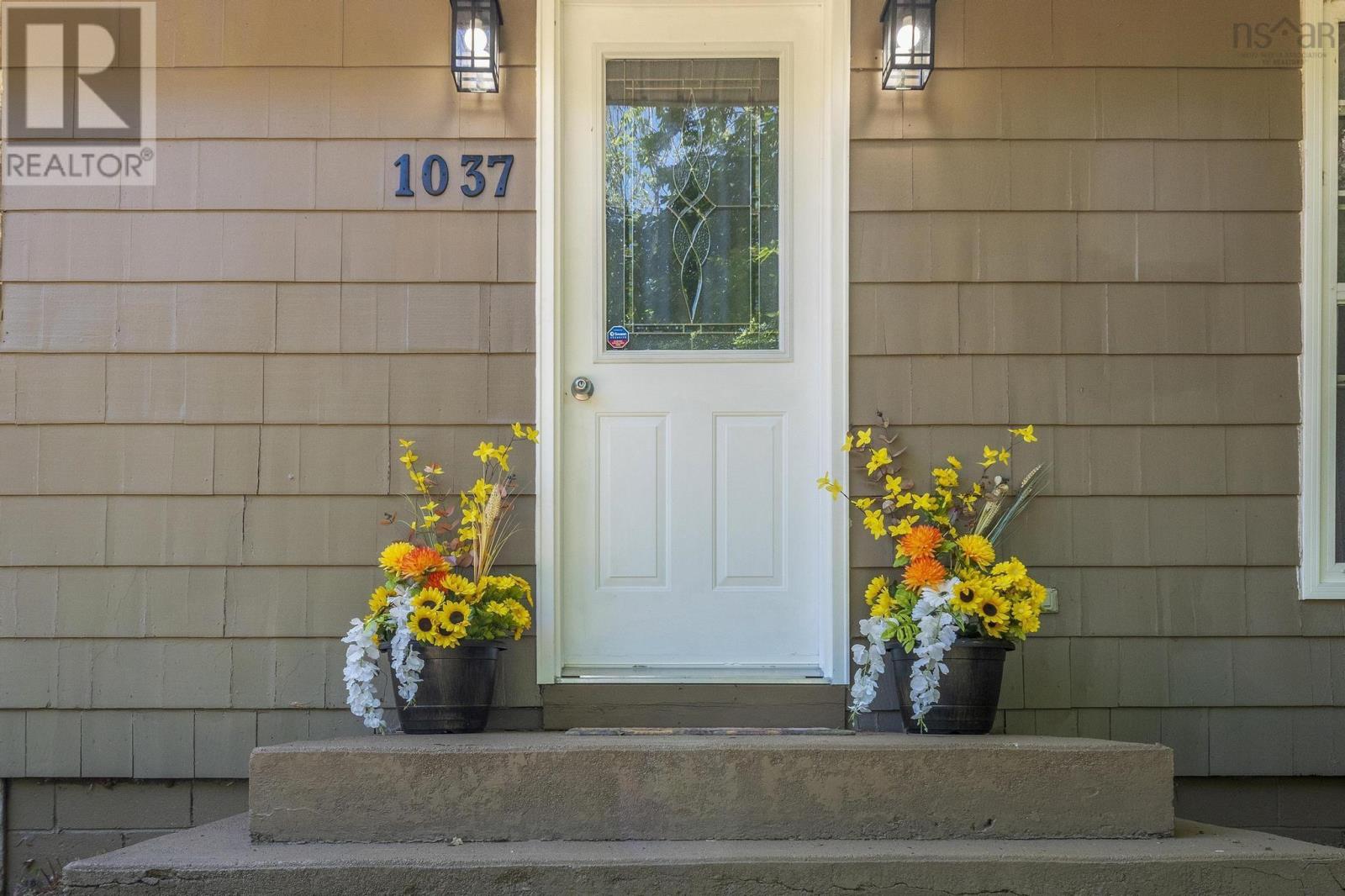 1037 Culloden Road - 37