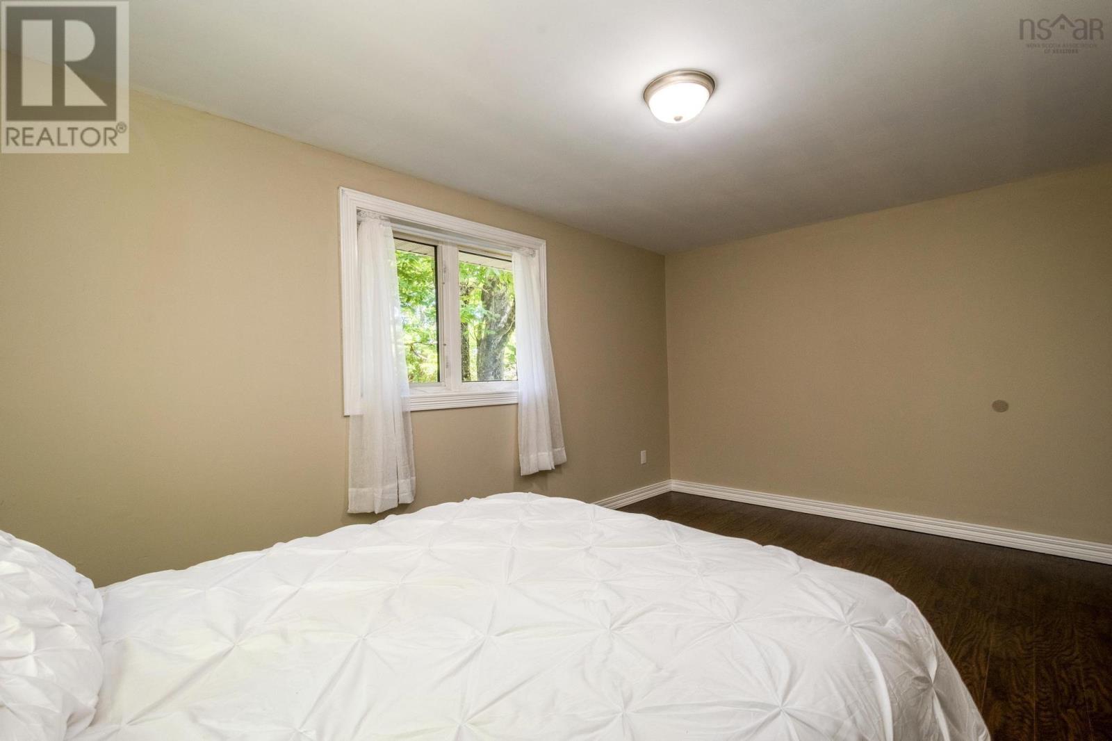 1037 Culloden Road - 30