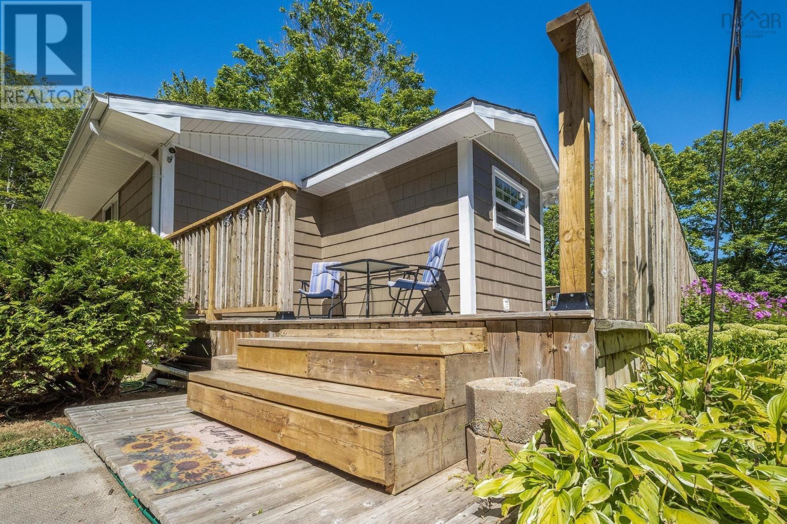 1037 Culloden Road - 36