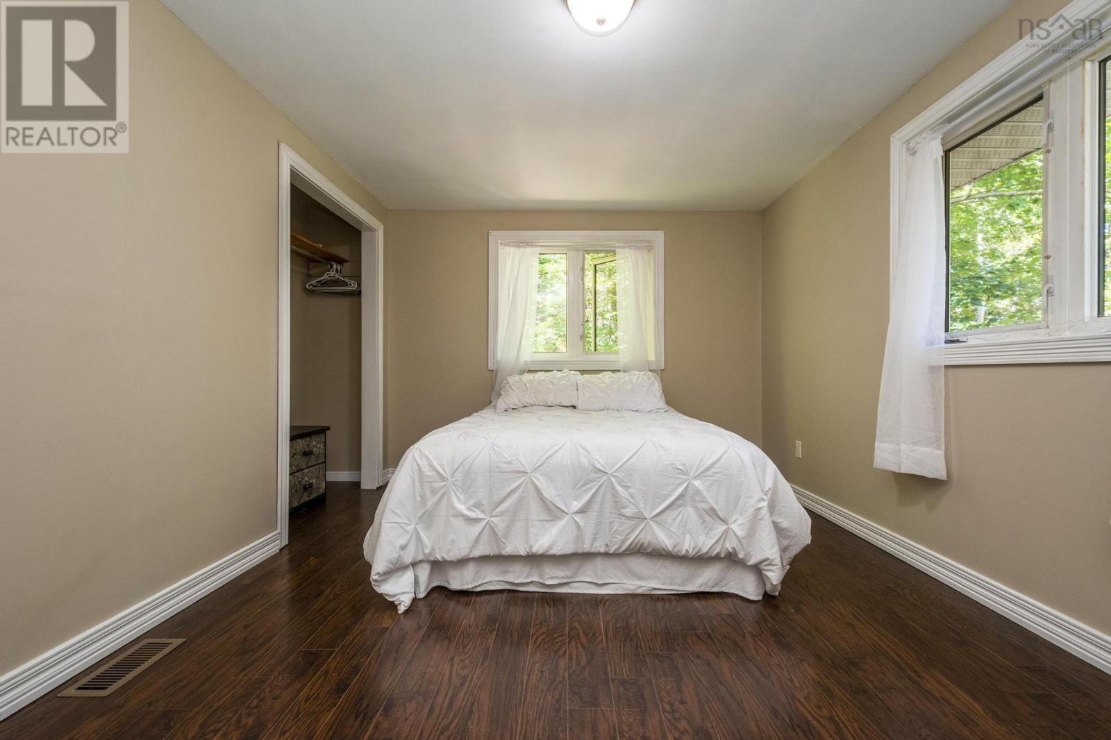1037 Culloden Road - 31