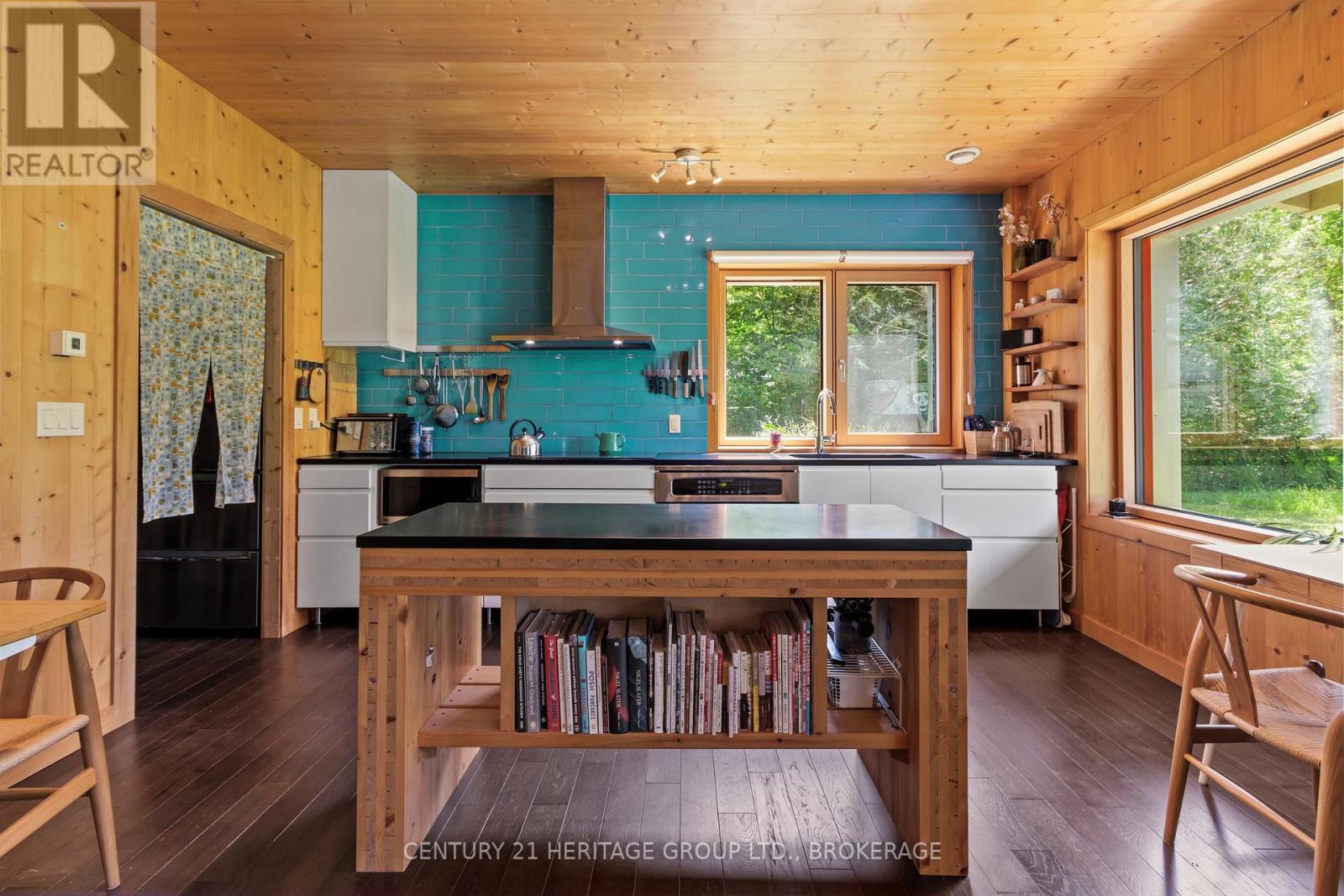 1307 GOING STREET - Image 12