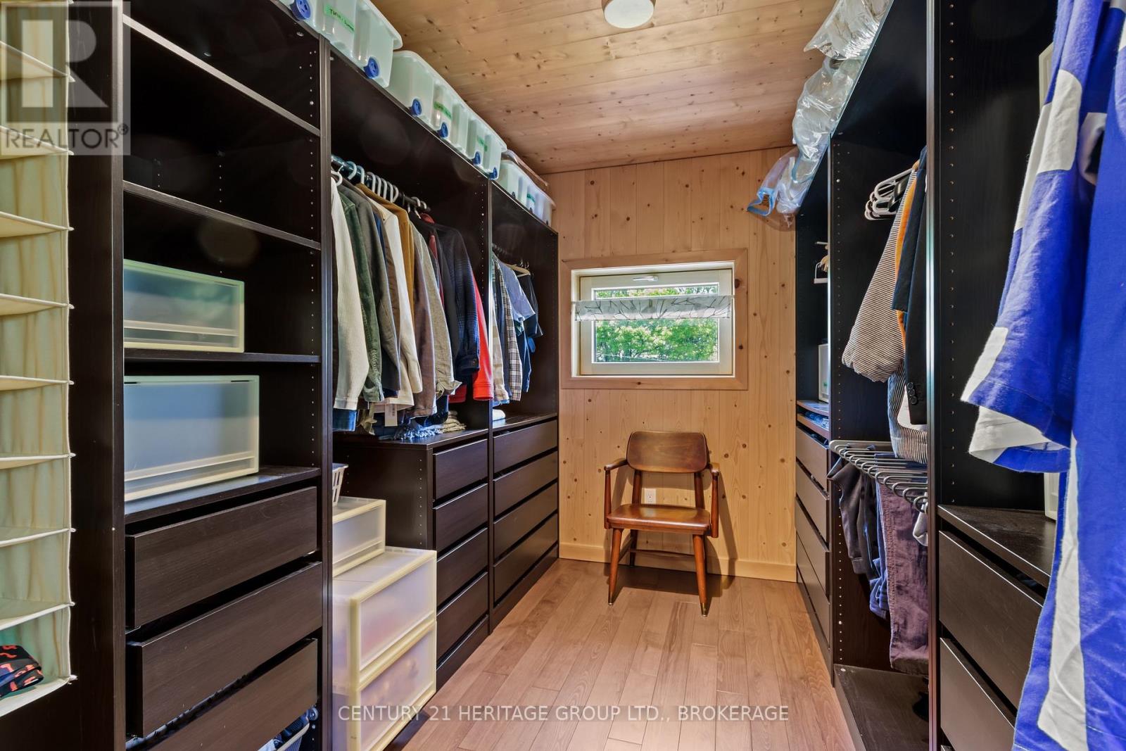 1307 GOING STREET - Image 31
